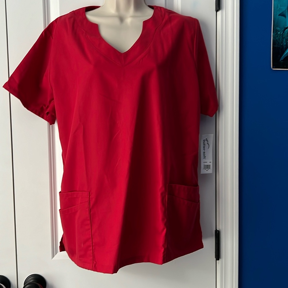 NWT. RED MEDICAL UNIFORM TOP